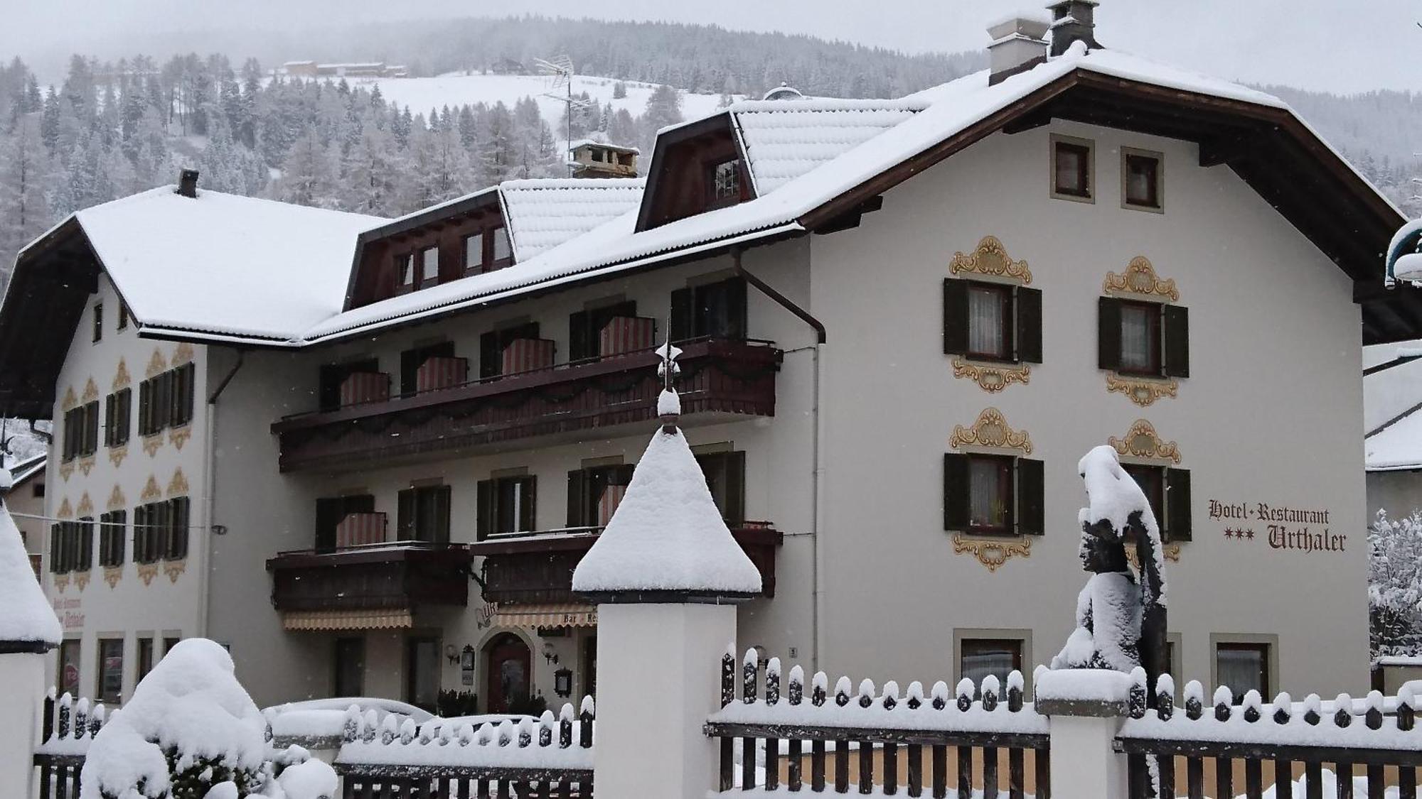 Hotel Urthaler Dobbiaco Zewnętrze zdjęcie